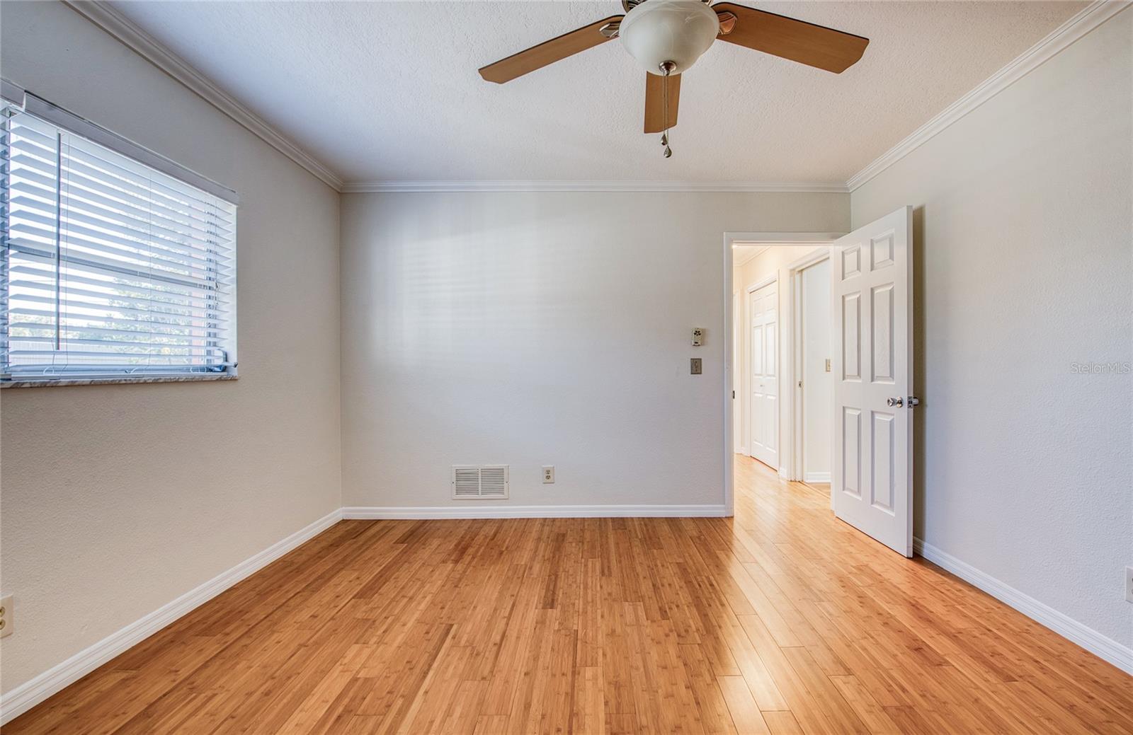2nd Bedroom/Wood floors