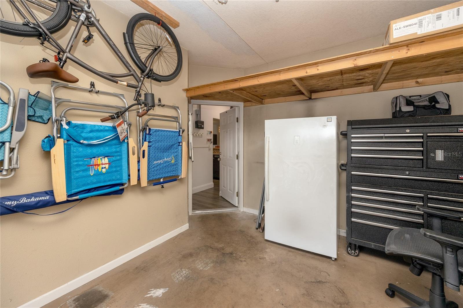 Garage with In-Unit Access