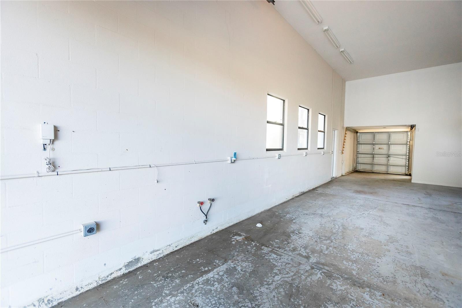 Full RV Hookups - 30 amp, Sewer, Hot/Cold water