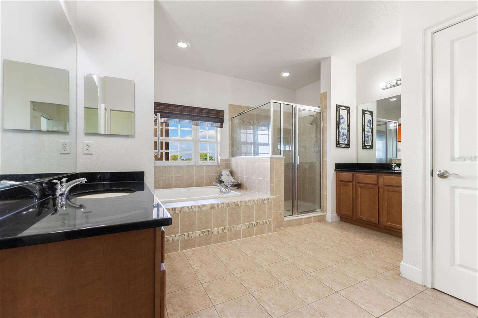 Primary bathroom - 3rd Floor