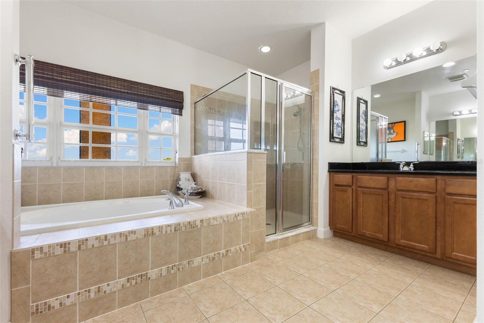 Primary bathroom - 3rd Floor