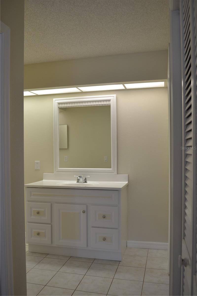Main bathroom