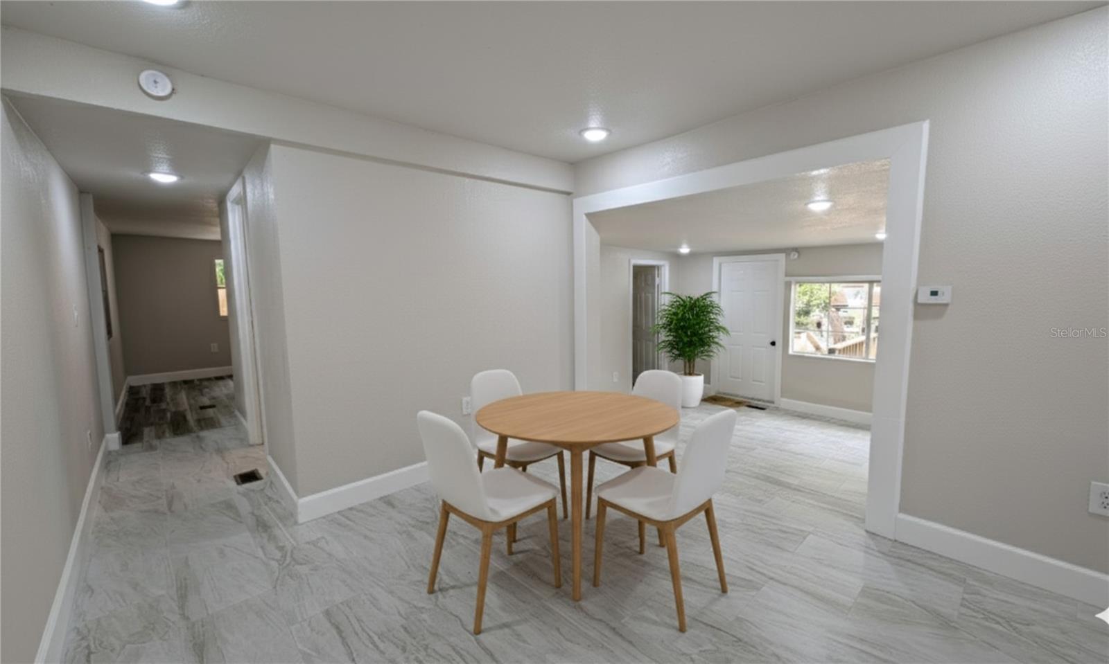 Virtual stage - dining area