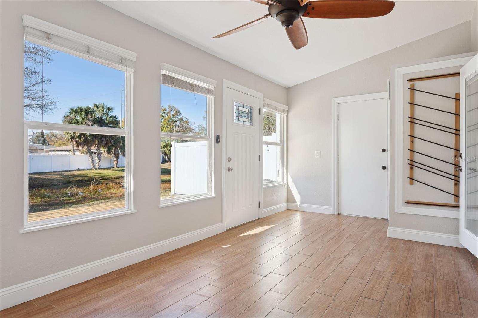 office/den reverse angle