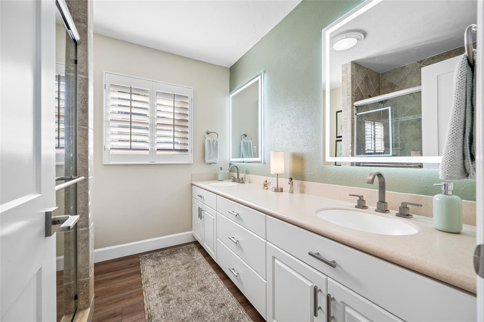 Hall Bath - Dual Sinks - Walk In Shower