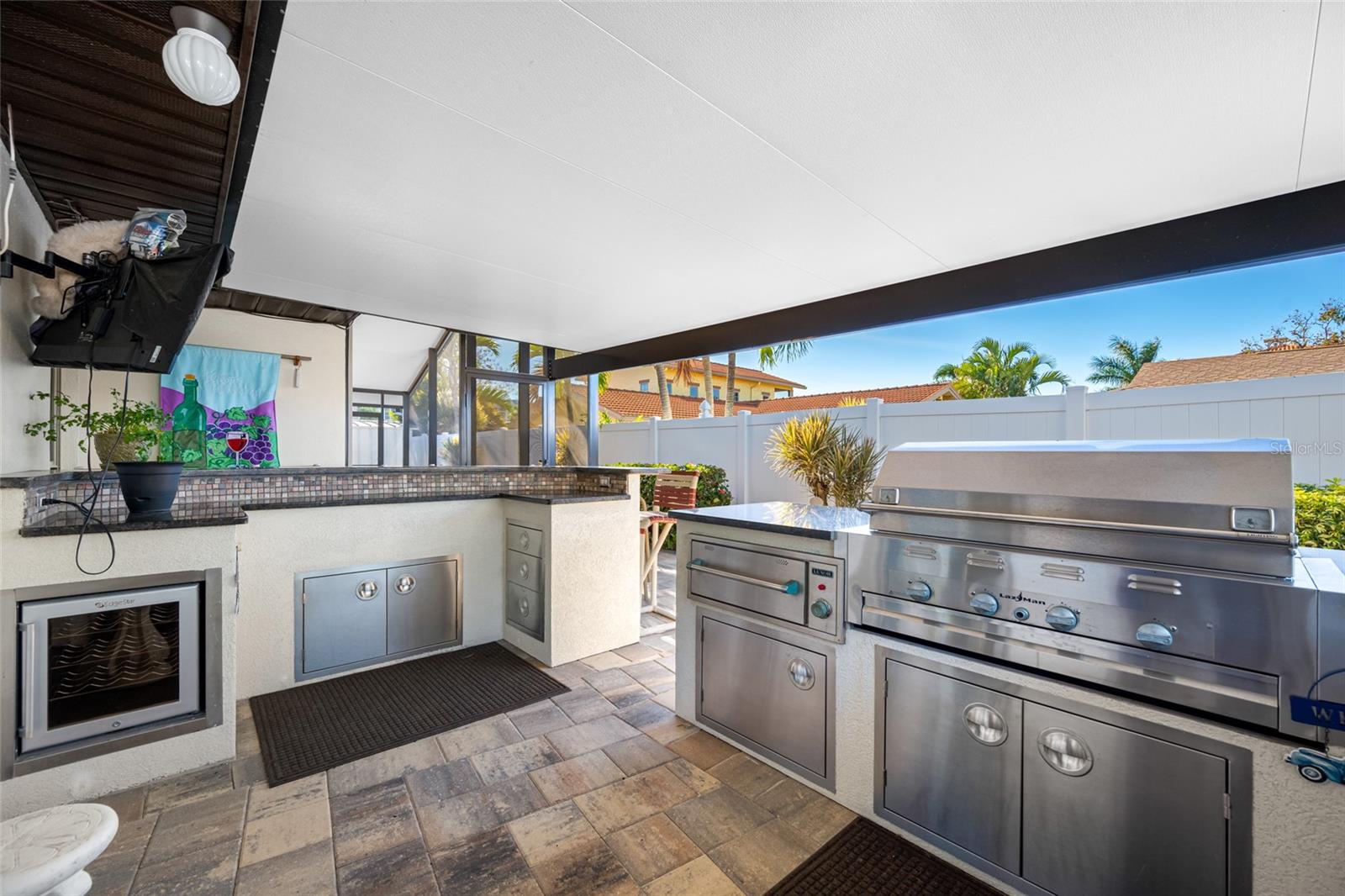 This Outdoor Kitchen is Outstanding! Wine Cooler, Luxor Warming Tray, Lazyman Propane Grill - Storage Galore!