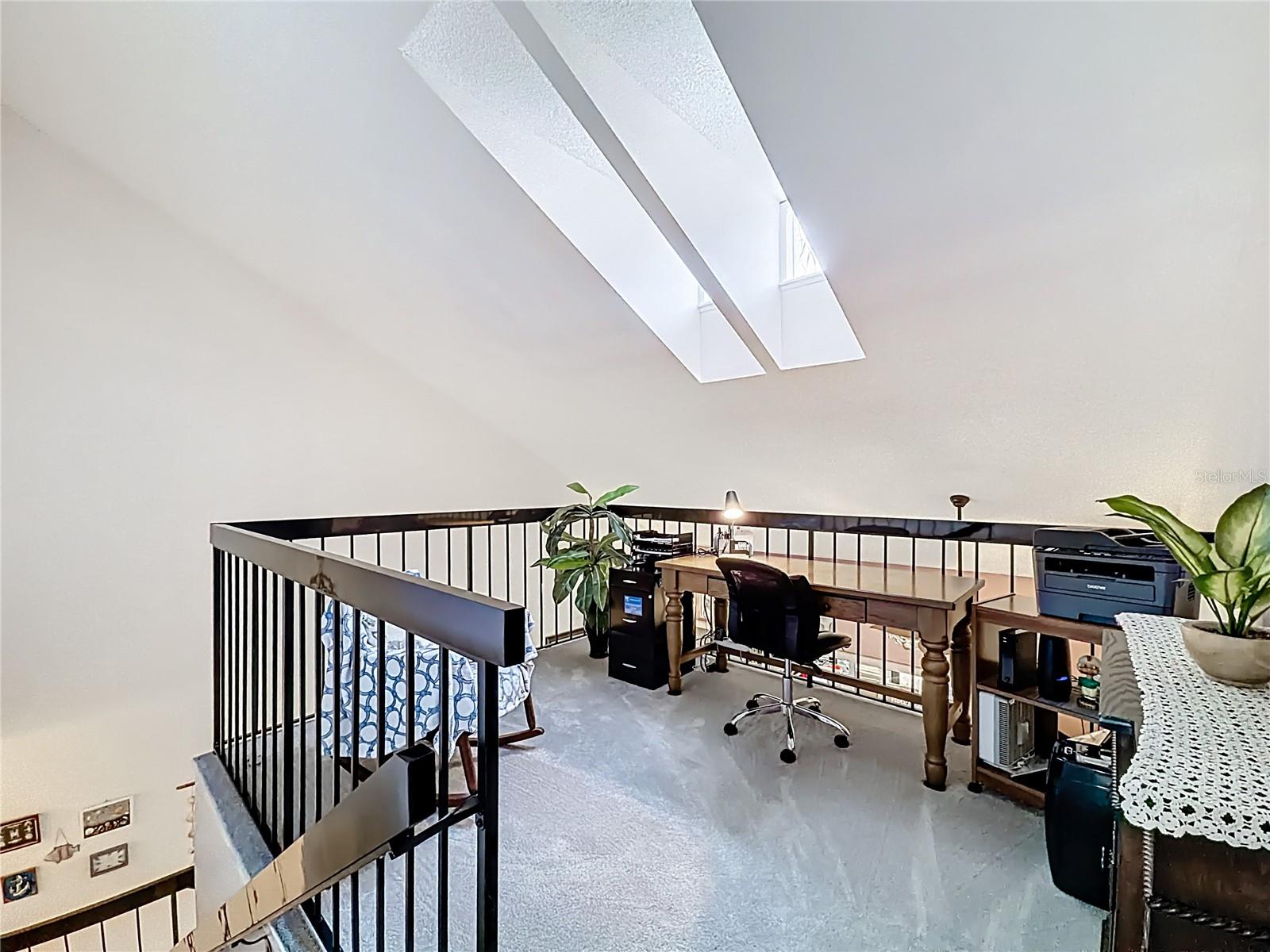 502 Bough Ave - 2nd floor loft