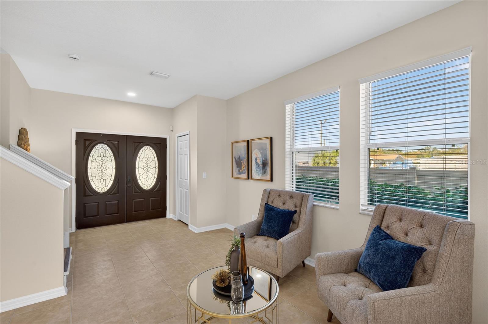 Main entrance/sitting area