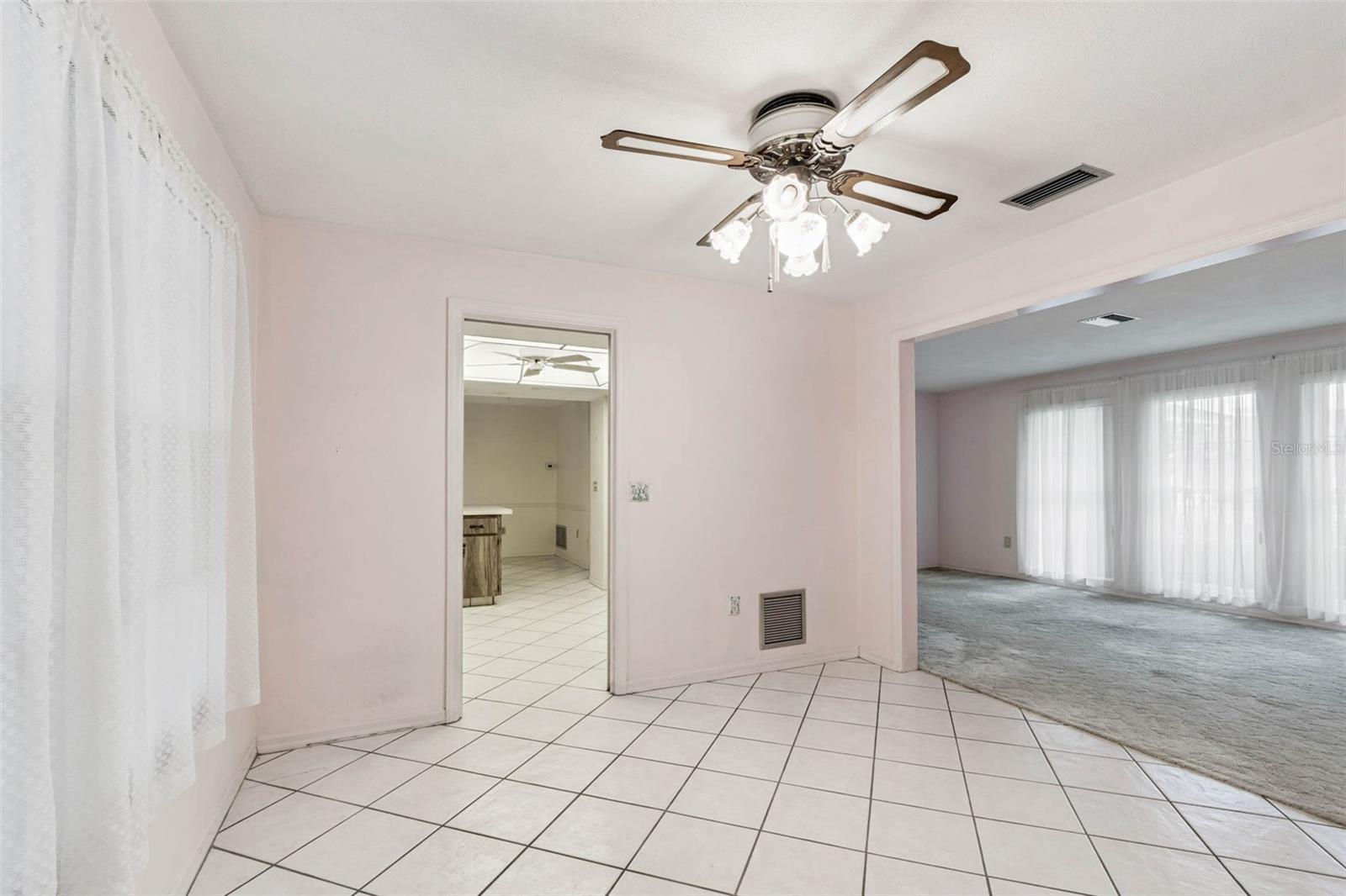 Dining room/Living room/Kitchen