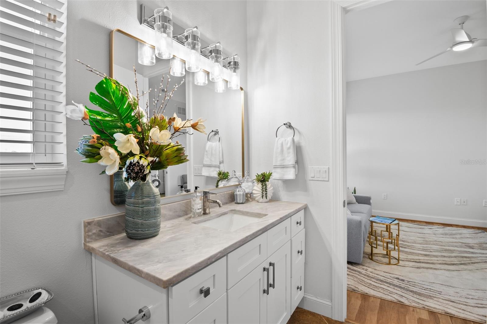 Jack & Jill Bath for Bedroom 2 and 3.