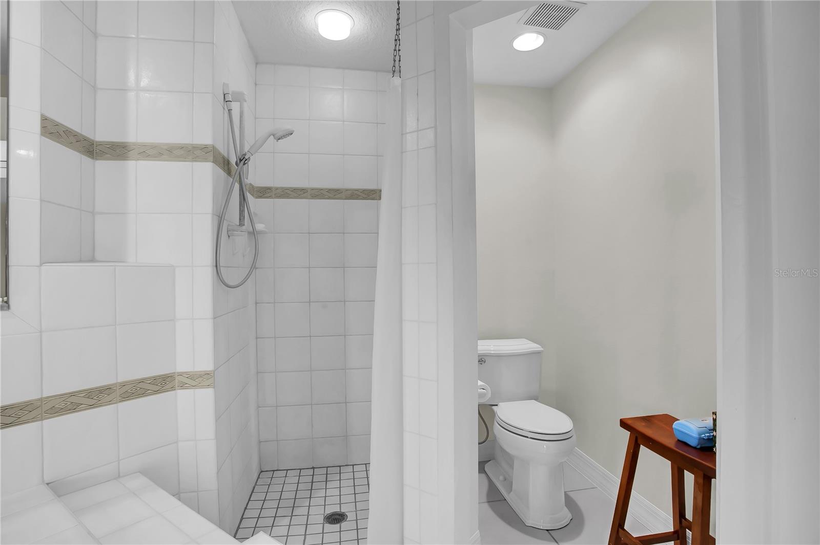 Primary En Suite Bath