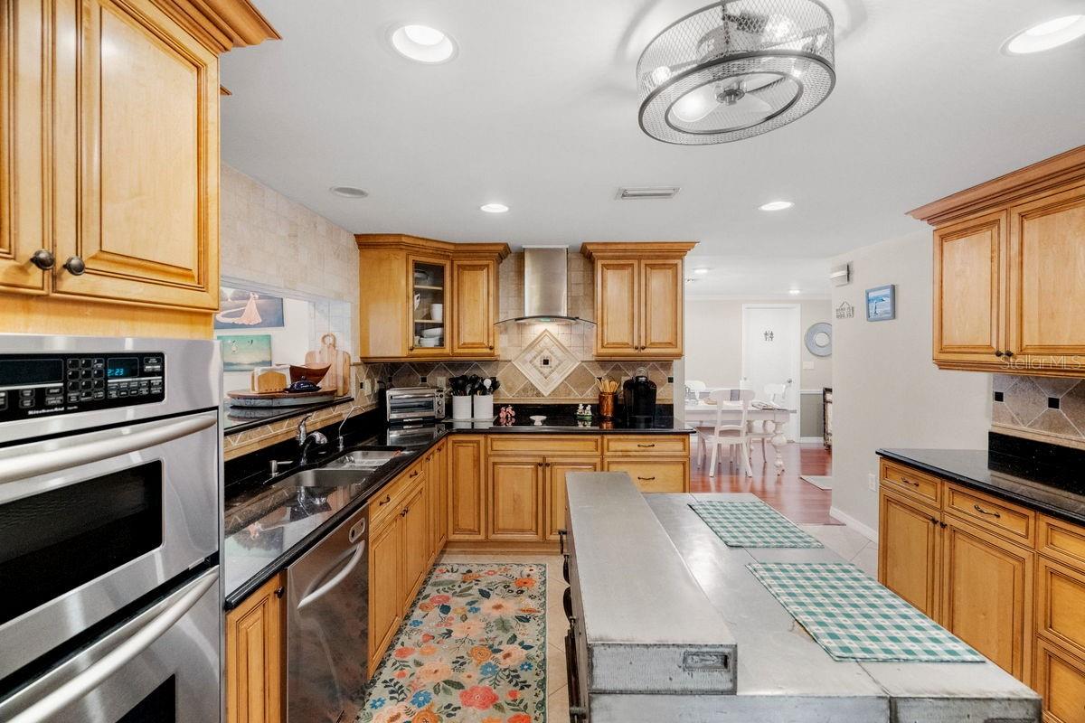 Custom Wood Cabinets