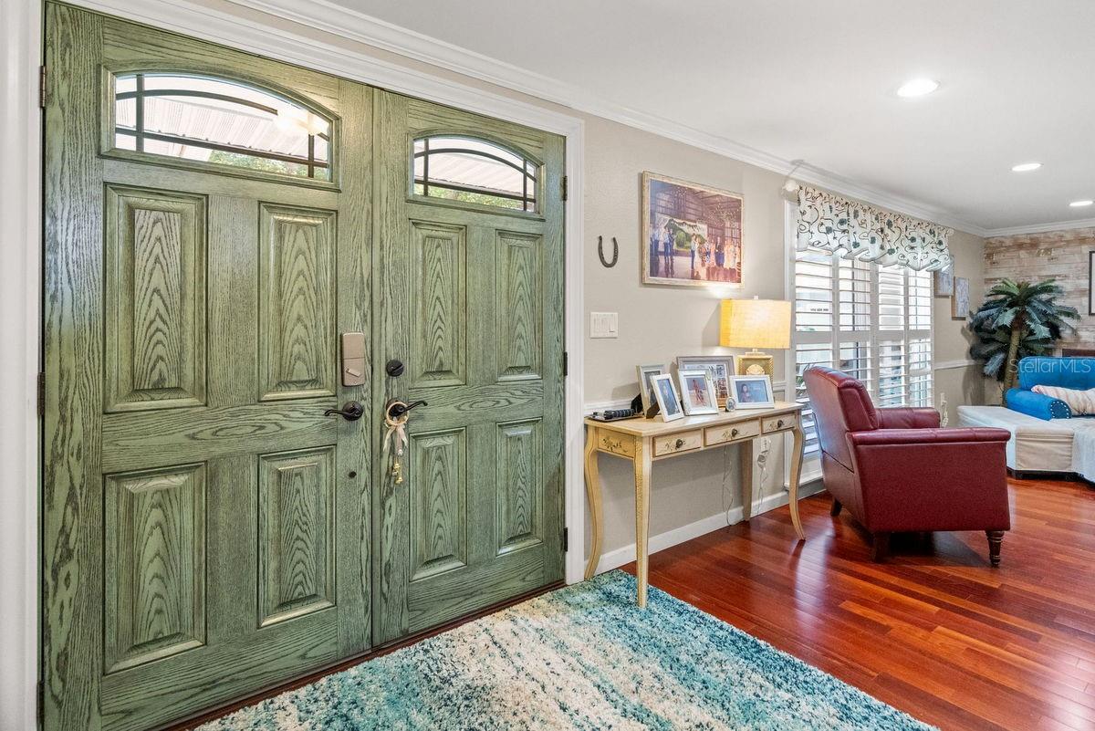 Foyer / Double Doors