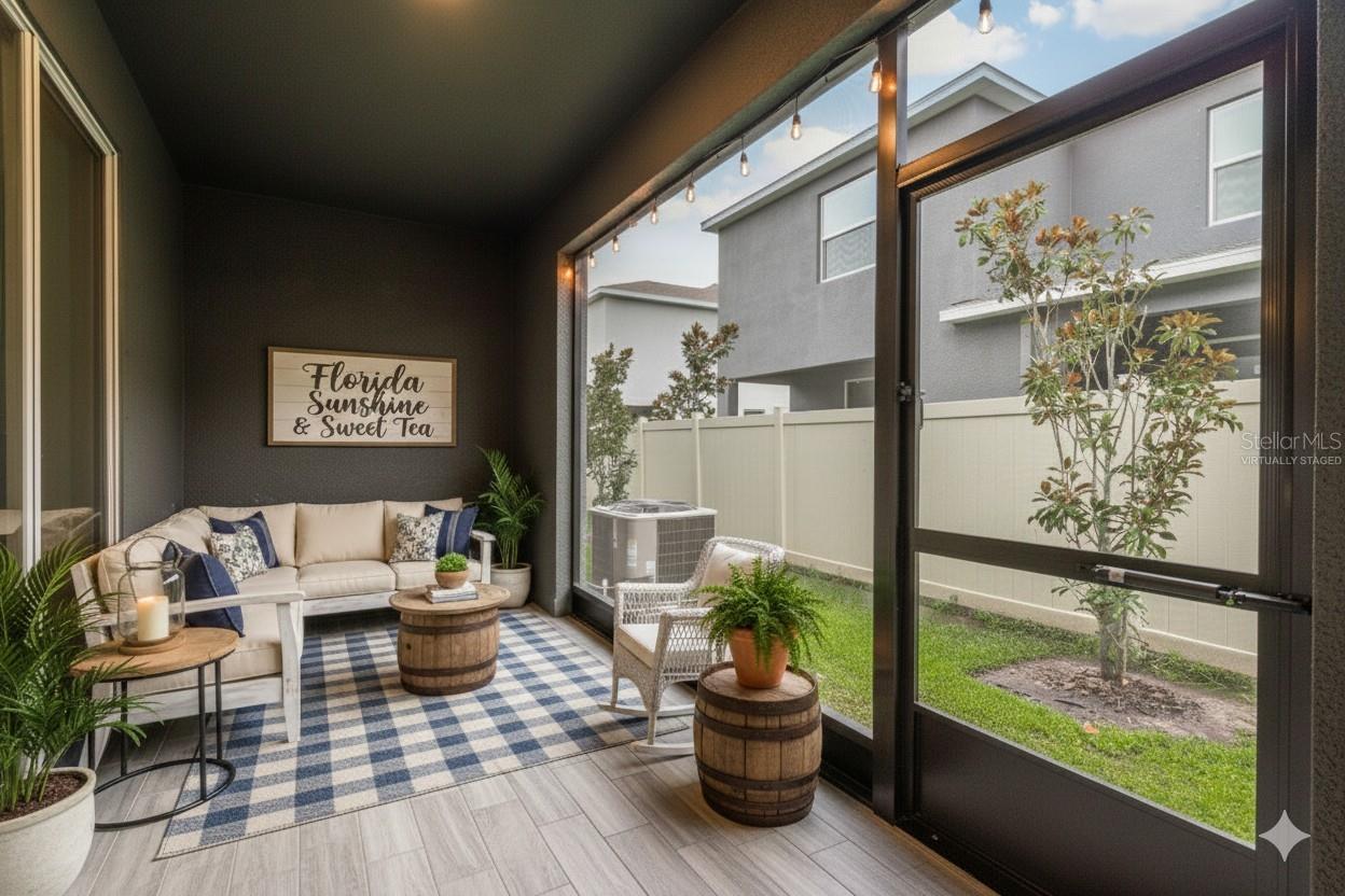 Lanai - Virtually Staged