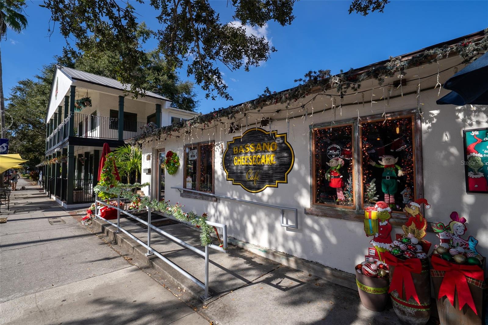 Bassano Cheesecake - Best cheesecake in town.