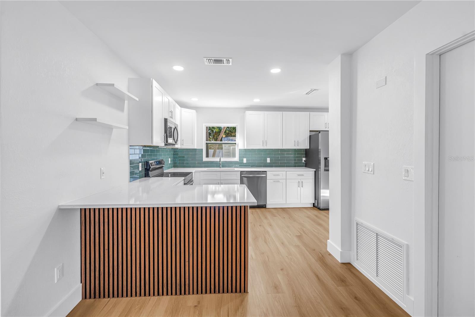 from livingroom view into kitchen