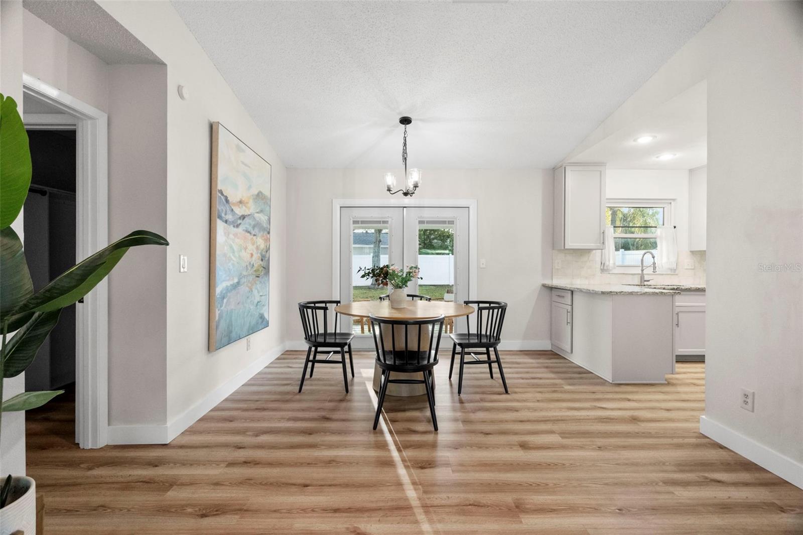 High Vaulted Ceilings!