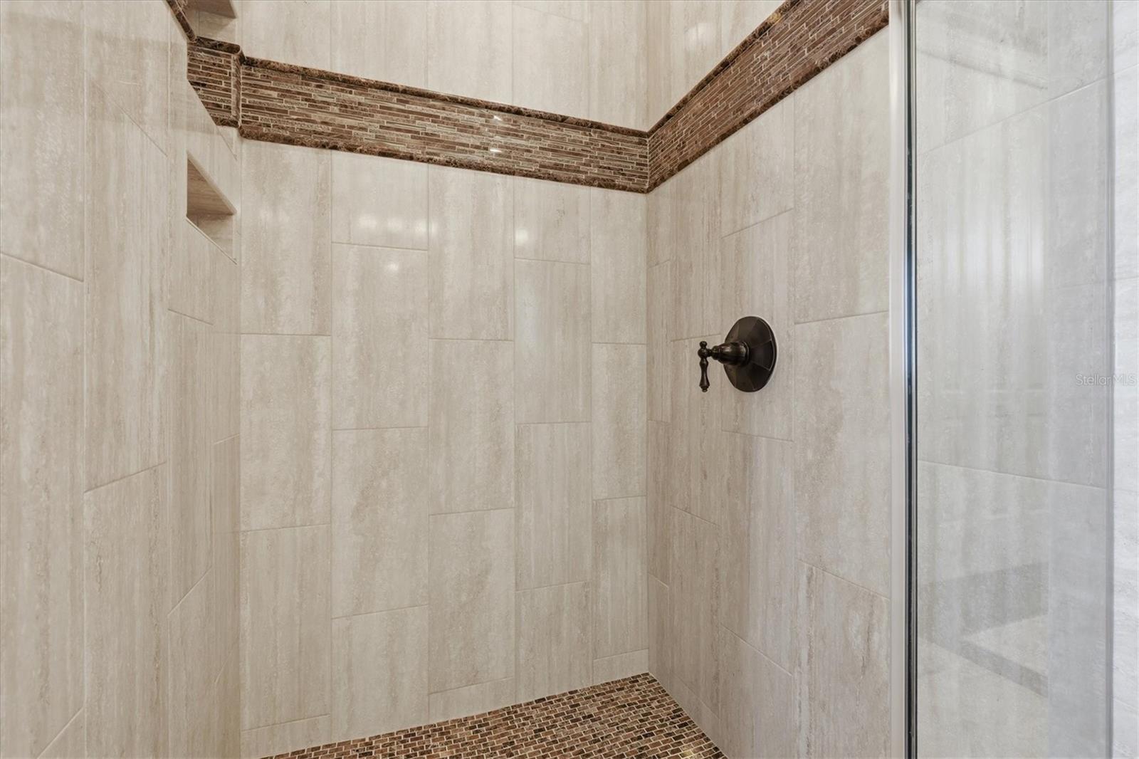 Jack and Jill bath for beds 2 & 3