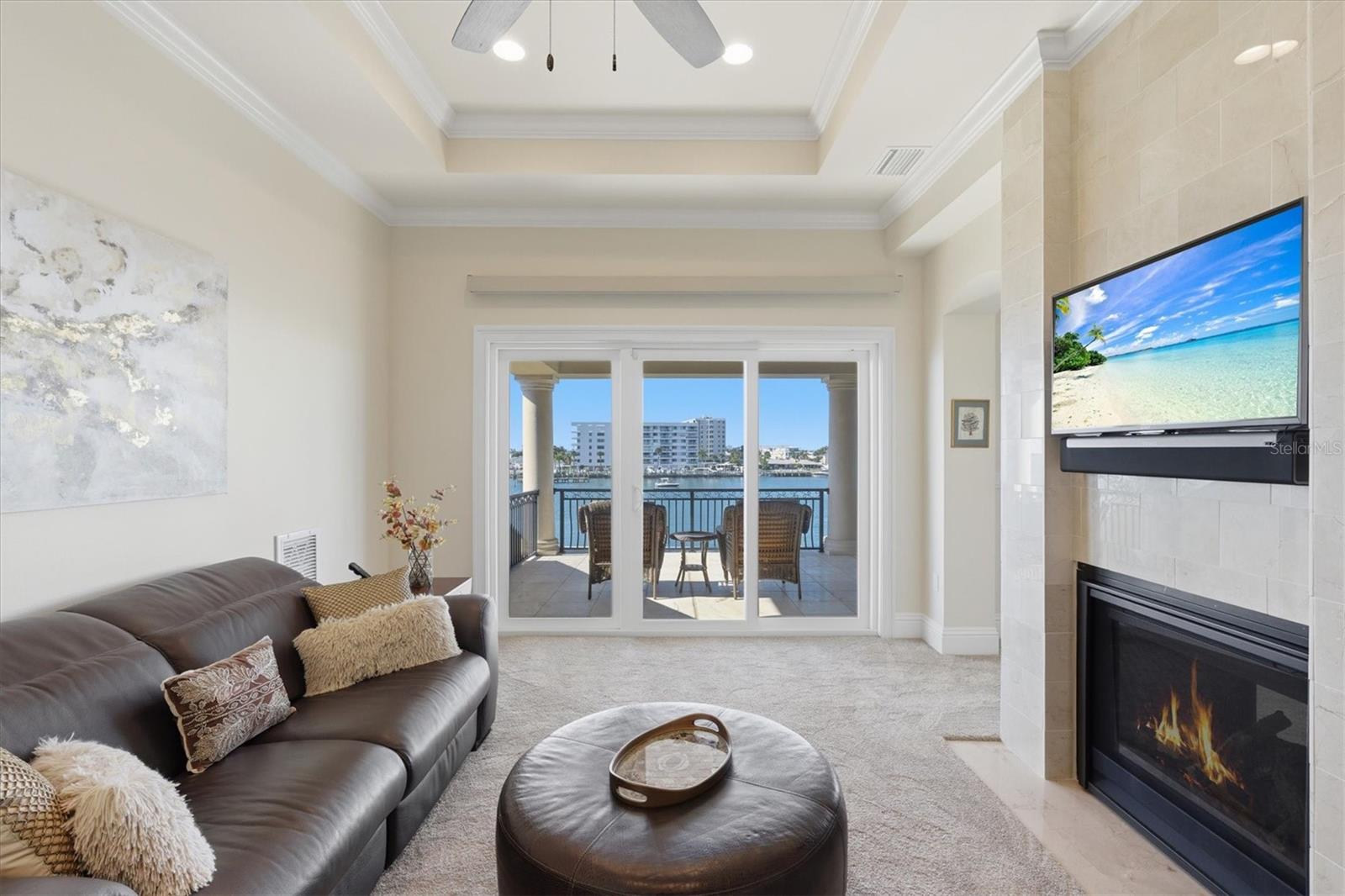 Primary suite sitting area