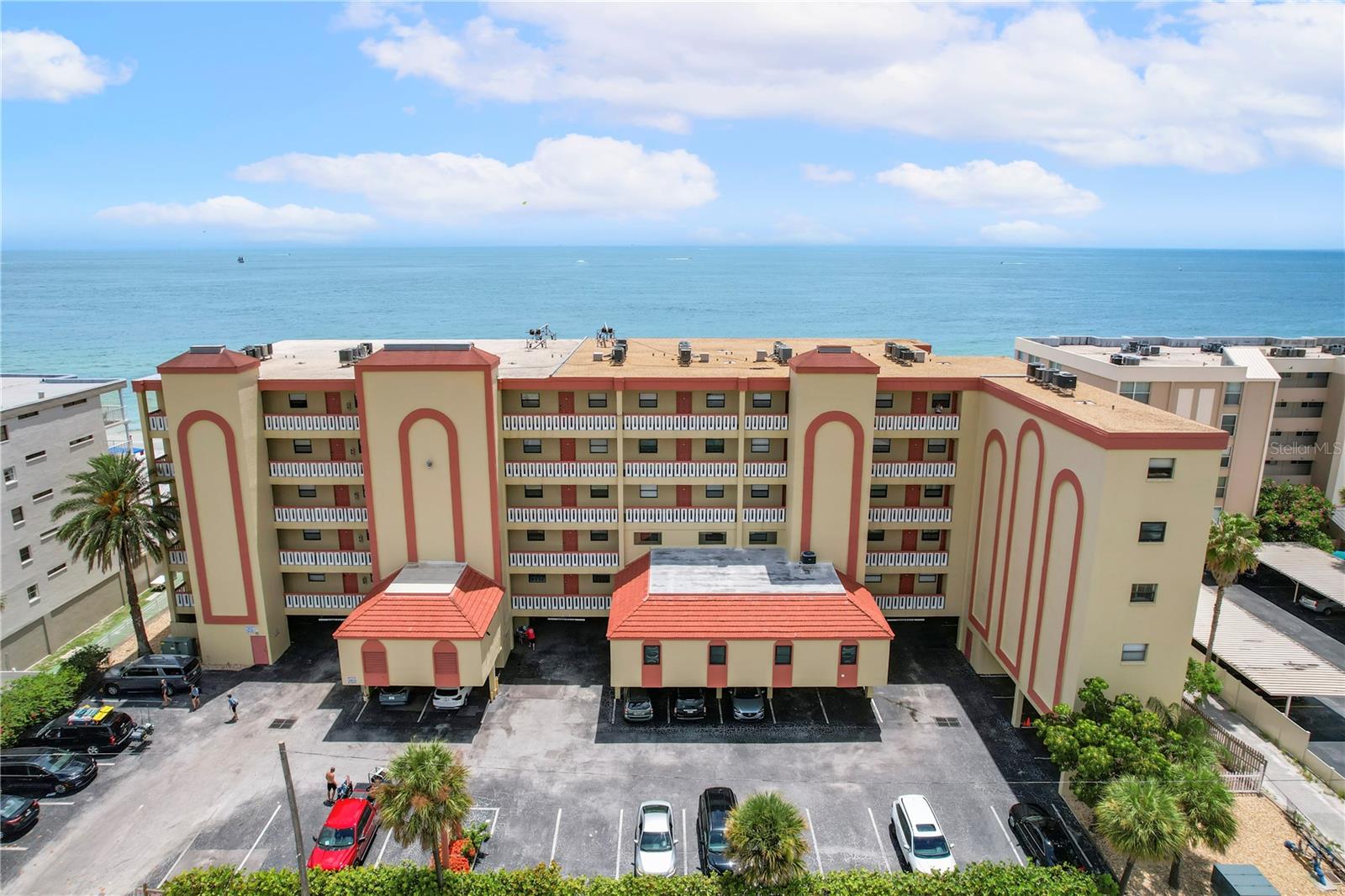 Las Brisas Condominiums