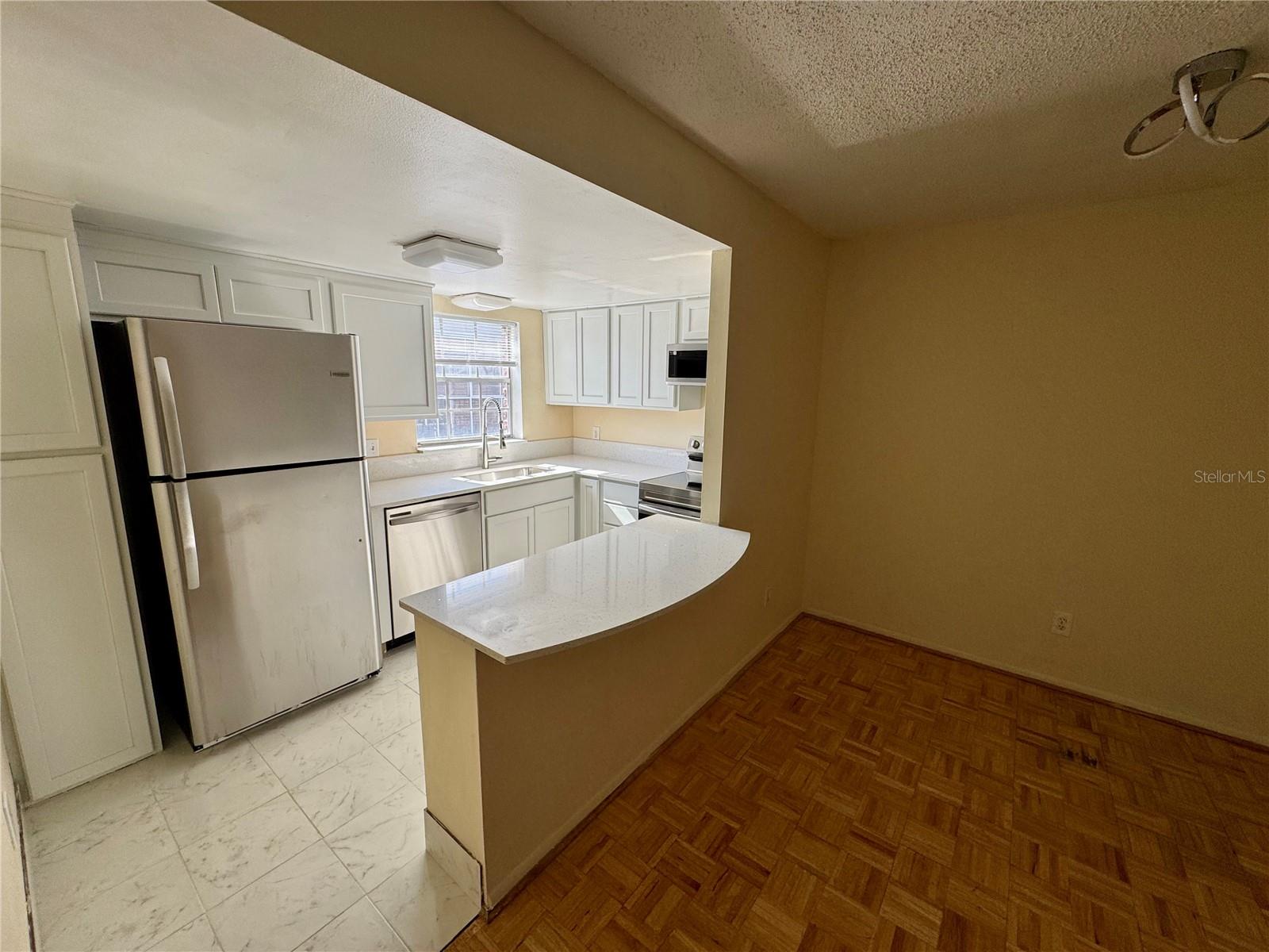 Kitchen & Dining Room