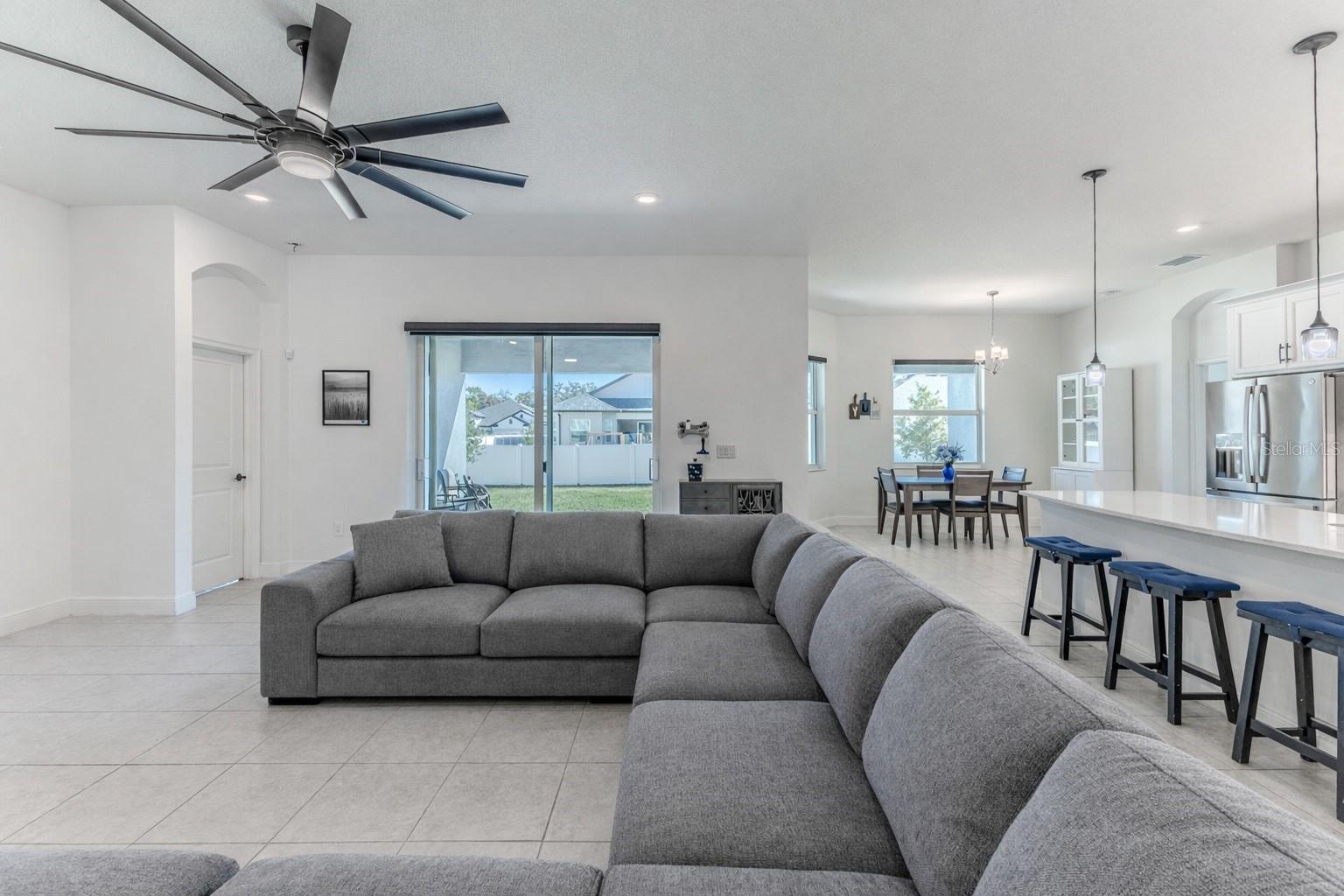 Family Room, Kitchen & Nook