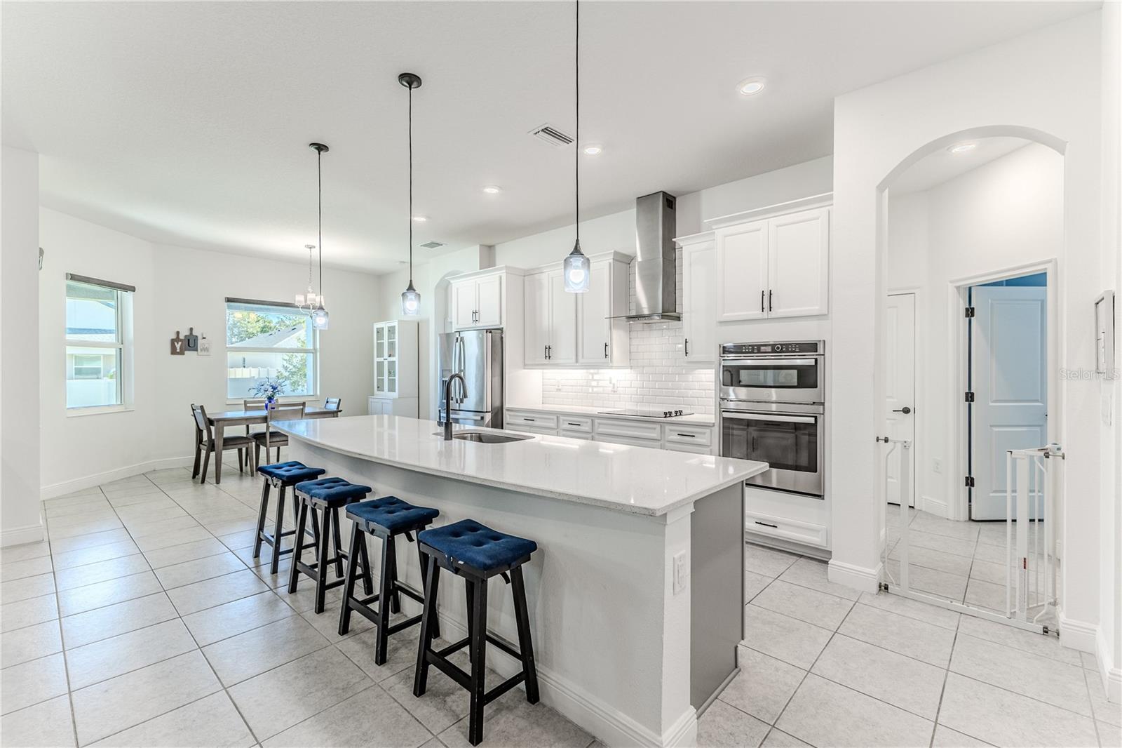 Gourmet Kitchen & Nook