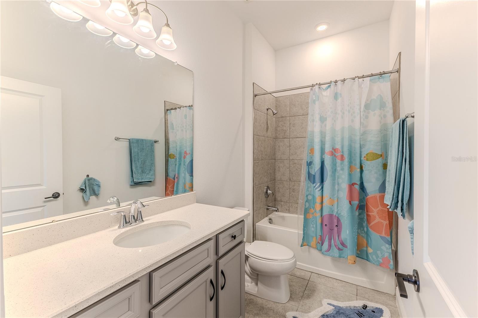 Bathroom 3 with Tub / Shower