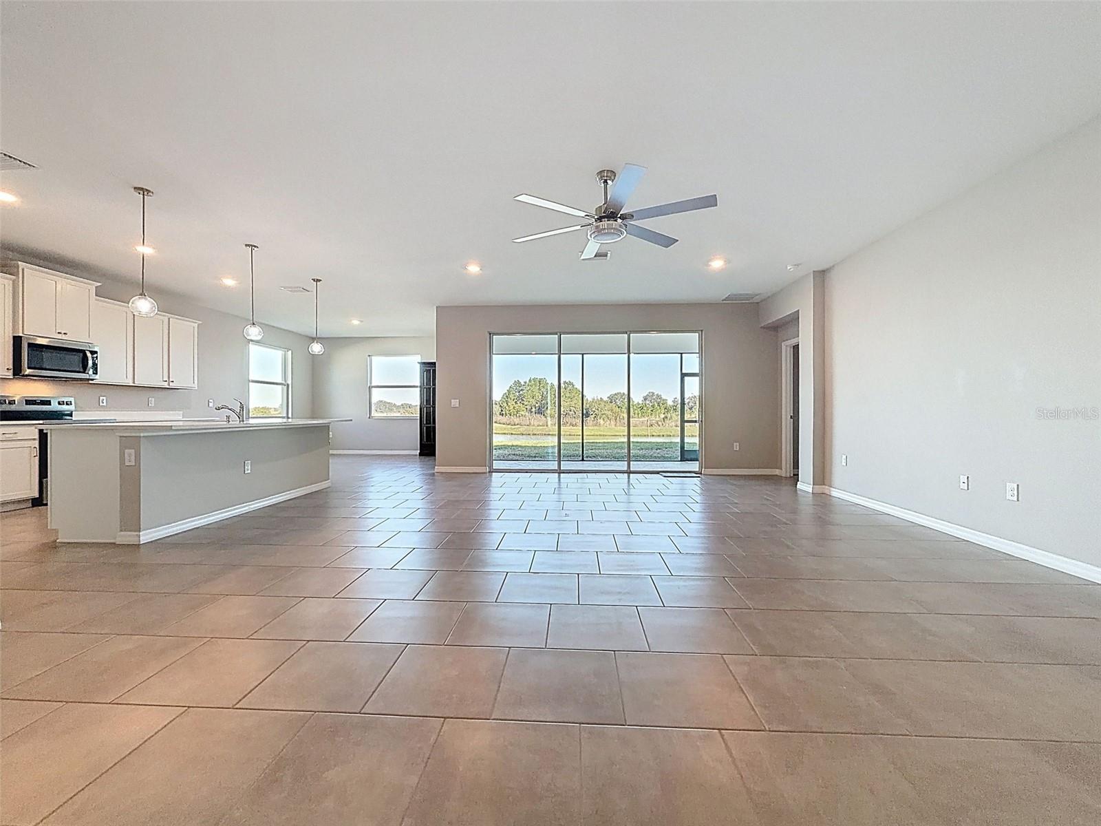 Living/Kitchen/Dining