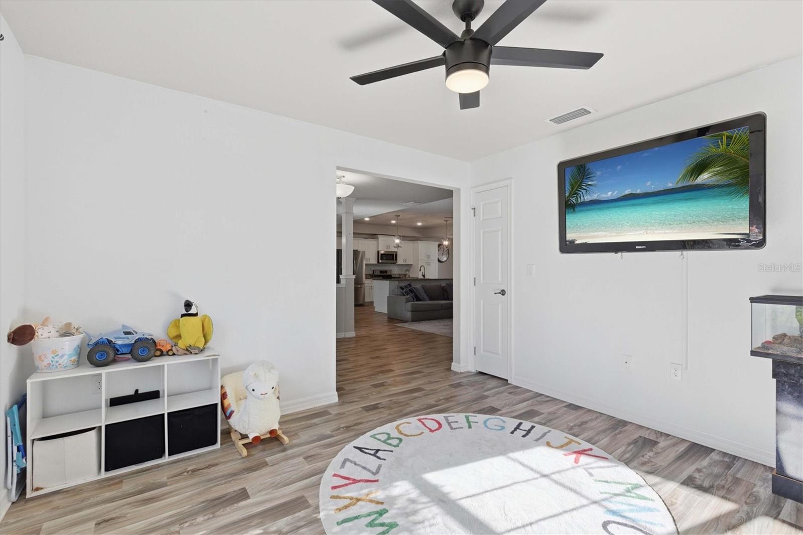 Potential 4th Bedroom