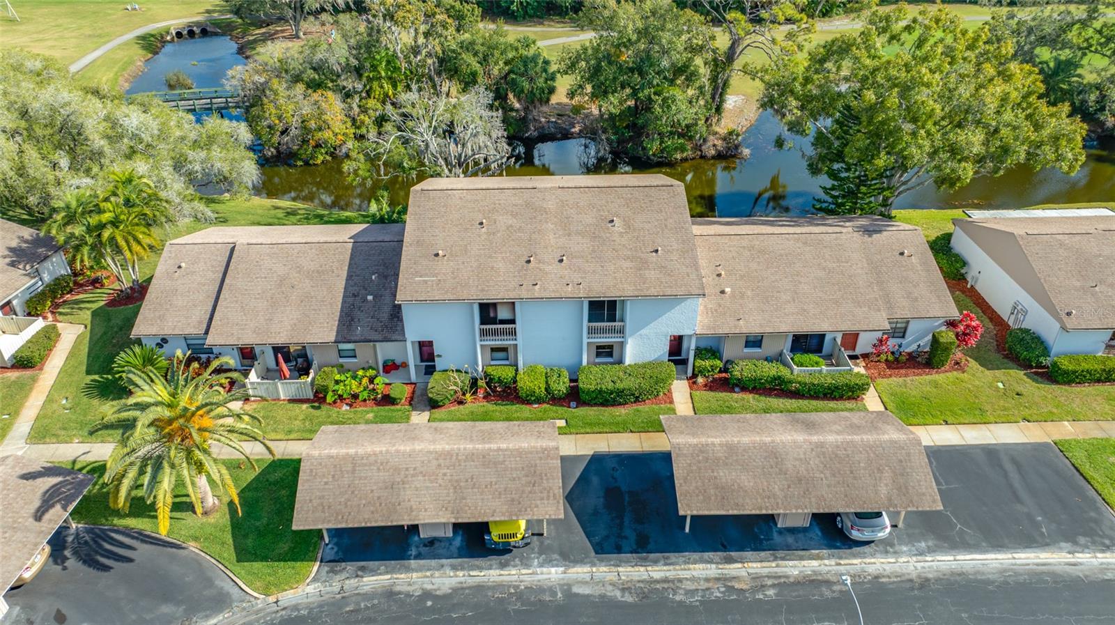 140 MICHAELS CIR OLDSMAR, FL 34677