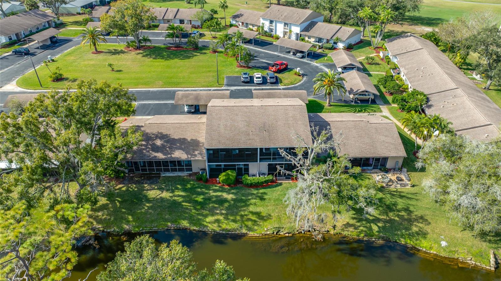 140 MICHAELS CIR OLDSMAR, FL 34677