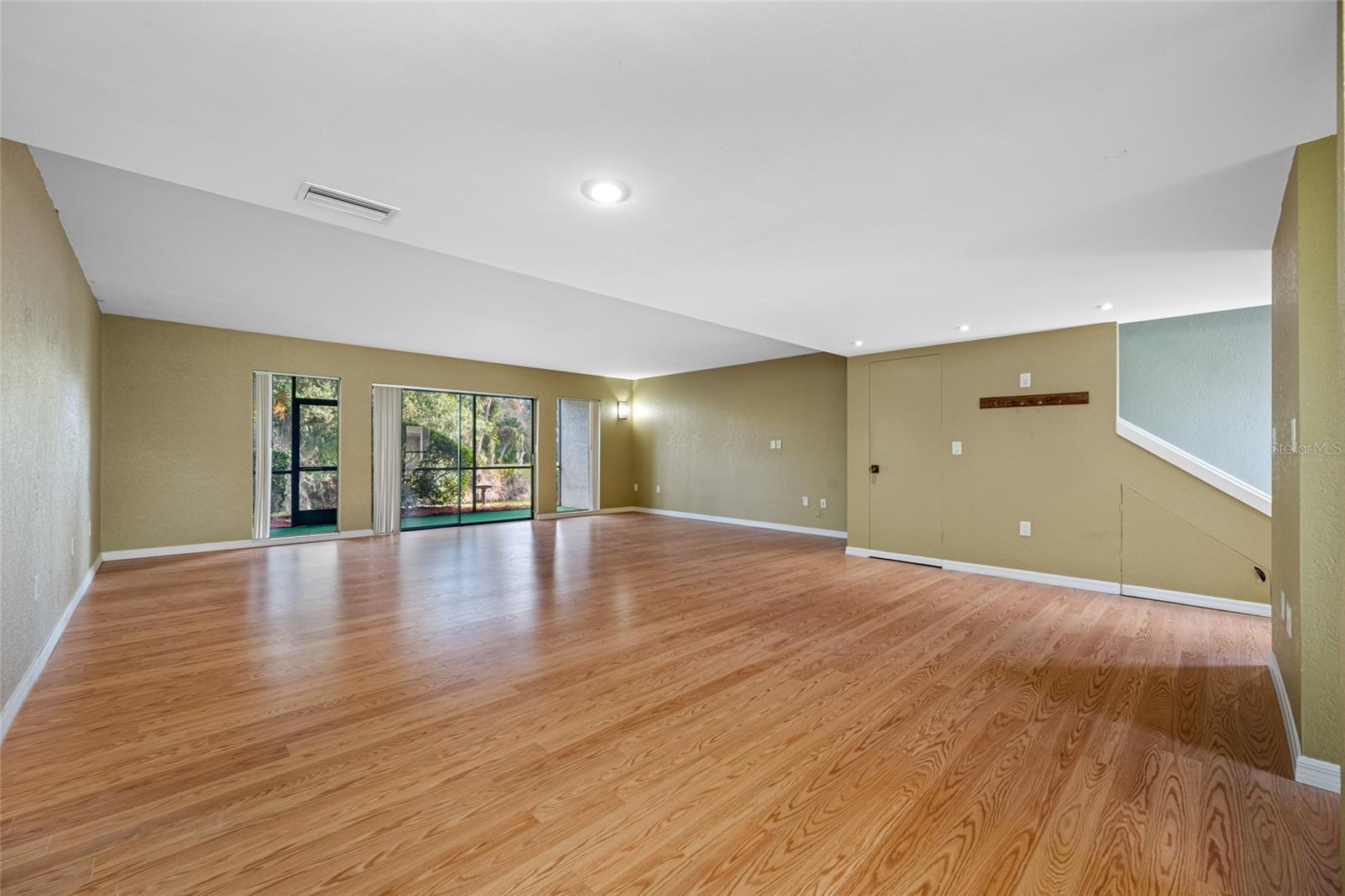 Living and Dining Area