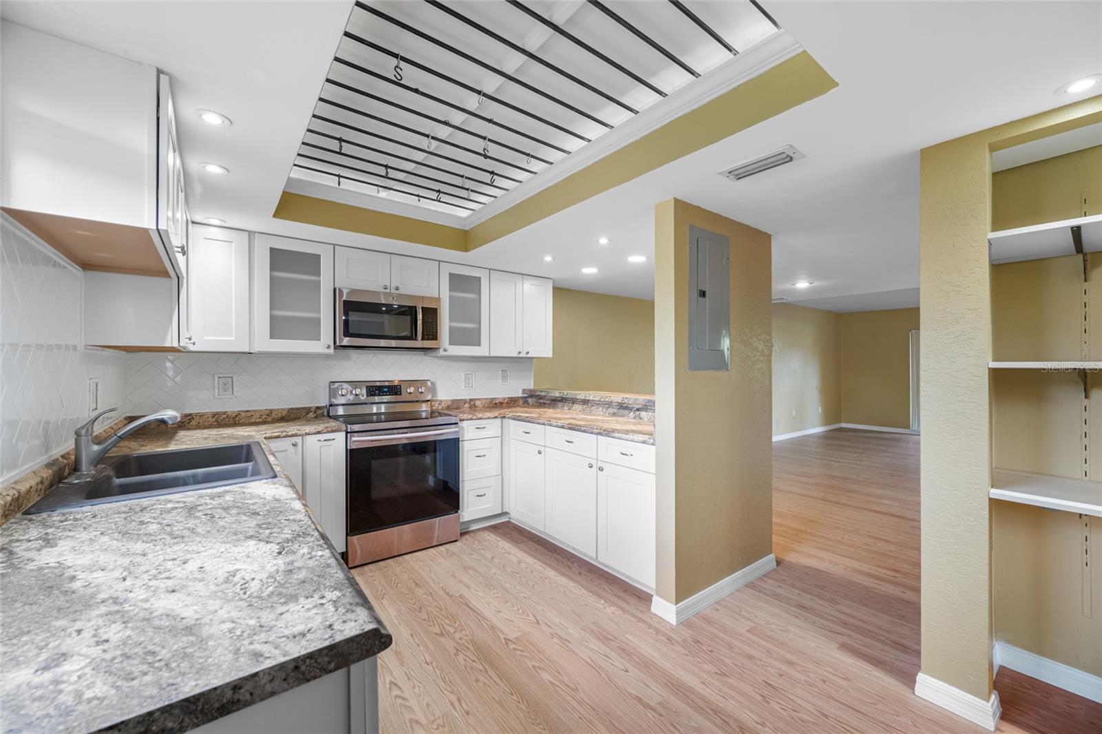 Kitchen with Granite counter top