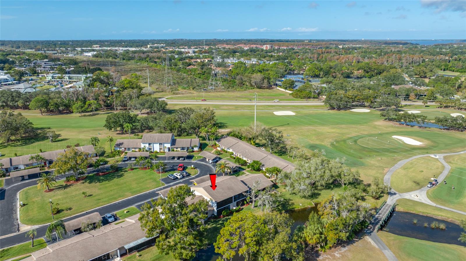 140 MICHAELS CIR OLDSMAR, FL 34677 Looking North West