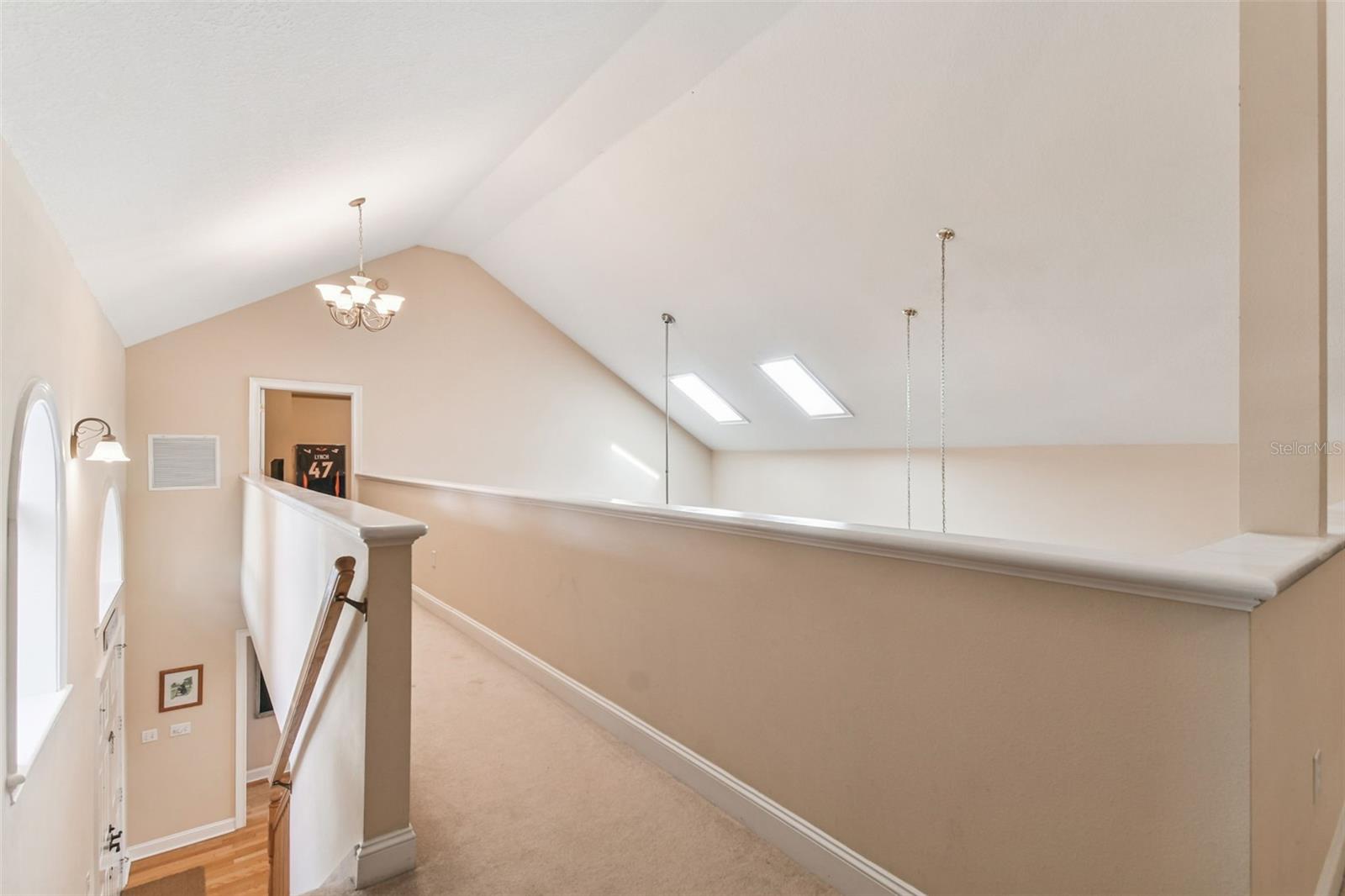 cat walk to 4th bedroom en suite