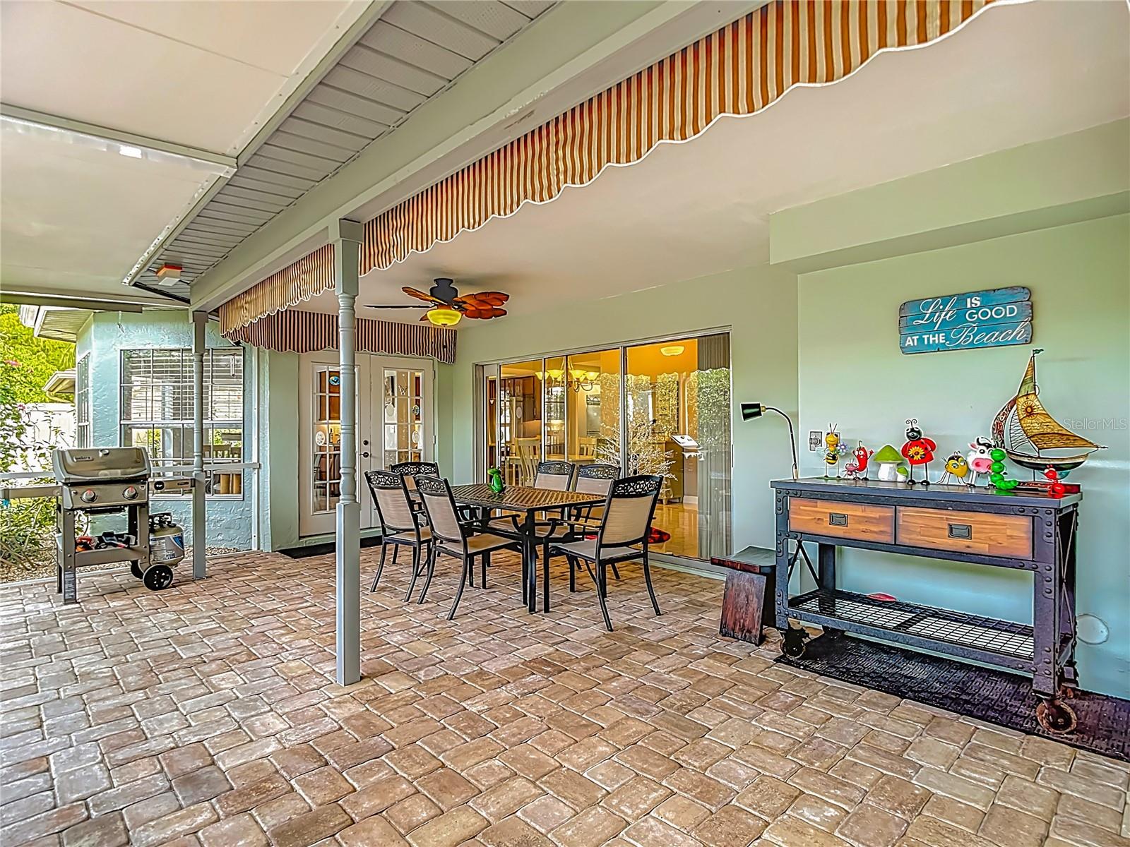 back screened-in lanai