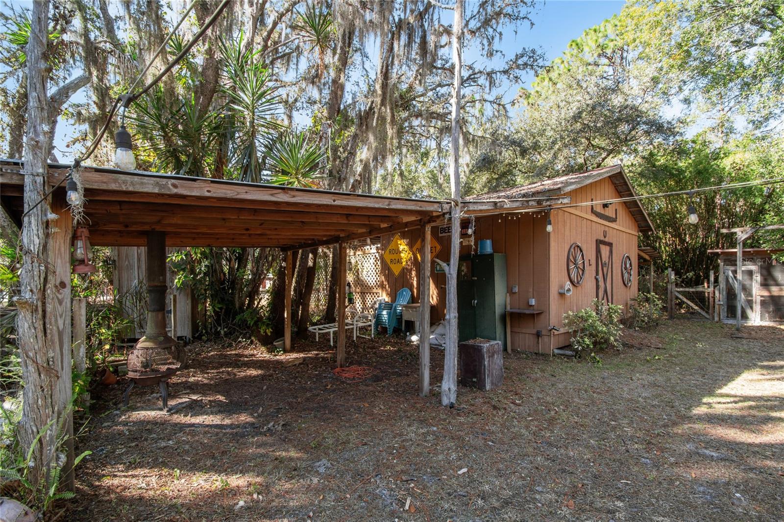 Storage/barn/workspace