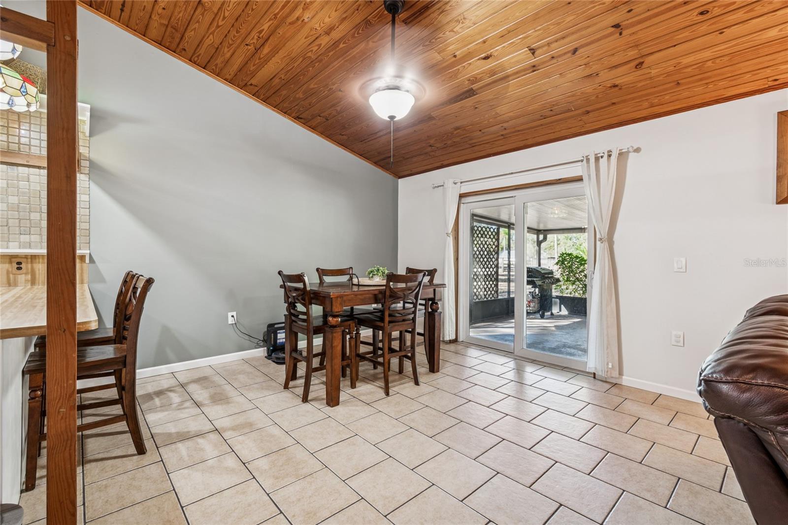 Dinette area, view from living room