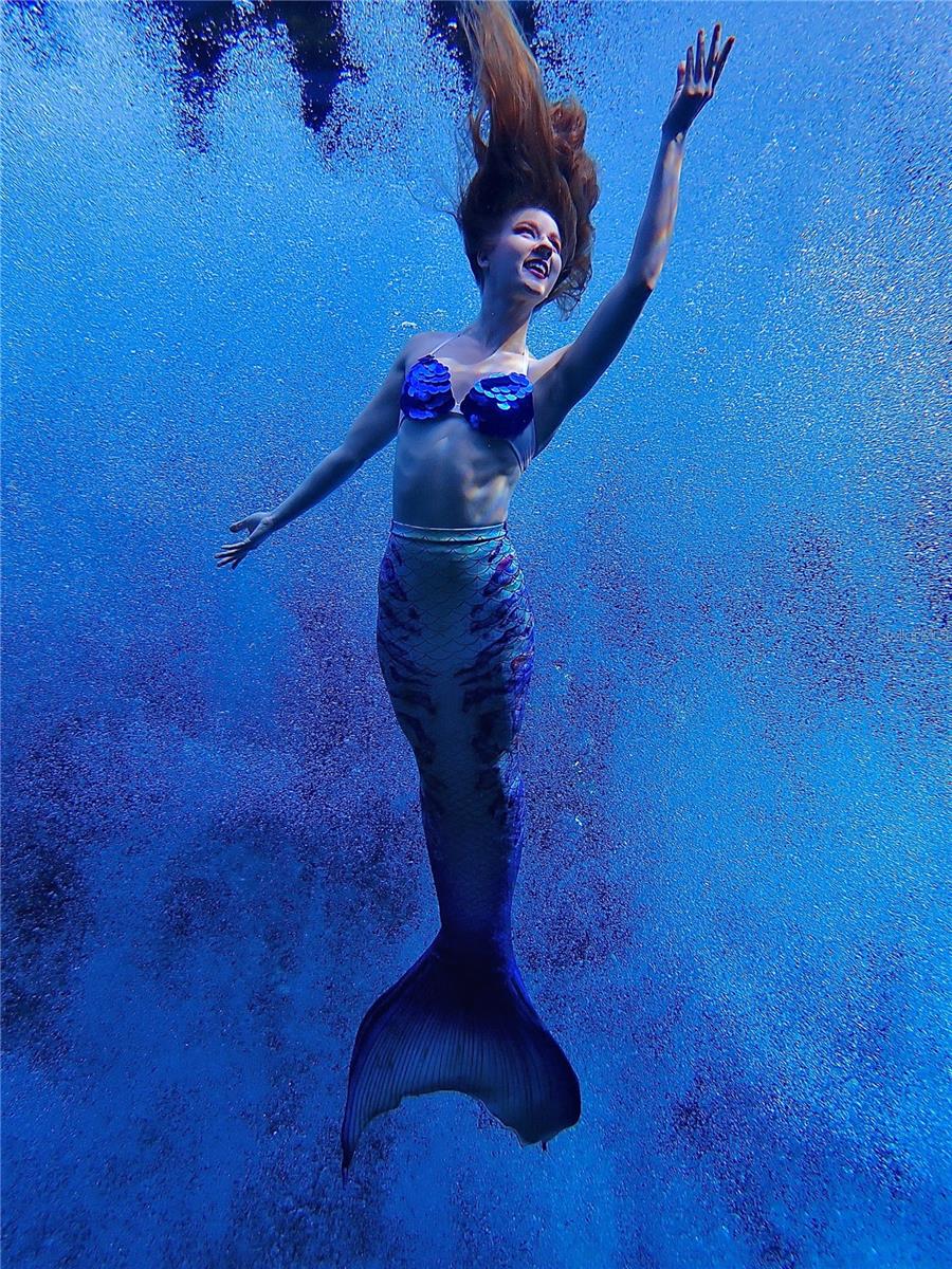Famous Weeki Wachee Mermaid