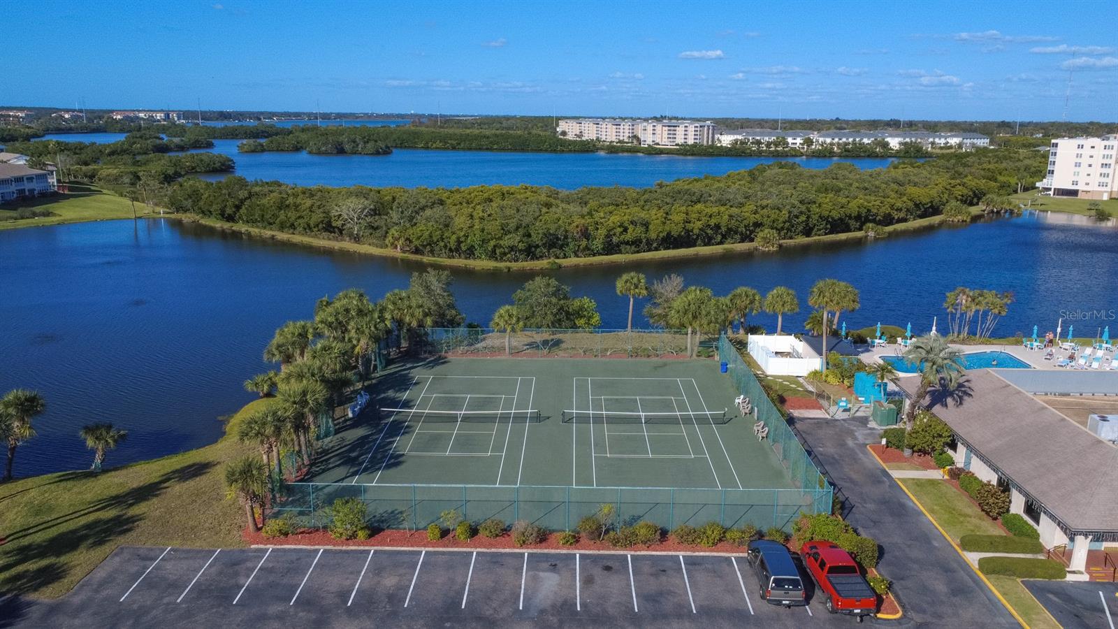 Afternoon Aerial Showing Shade on Lanais!