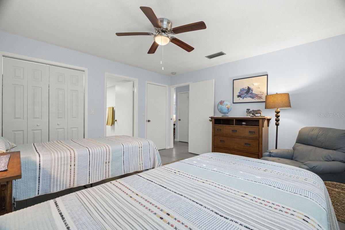 Guest Entry / Bath Access