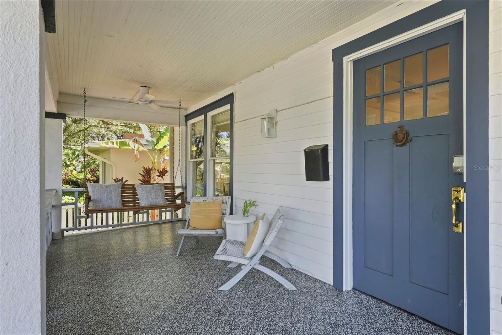 oversized porch patio