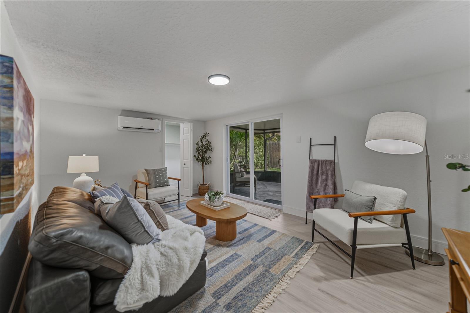 Flex Family Room or 4th Bed/In Law Suite with Walk In Closet and Personal Bath and Access to Lanai