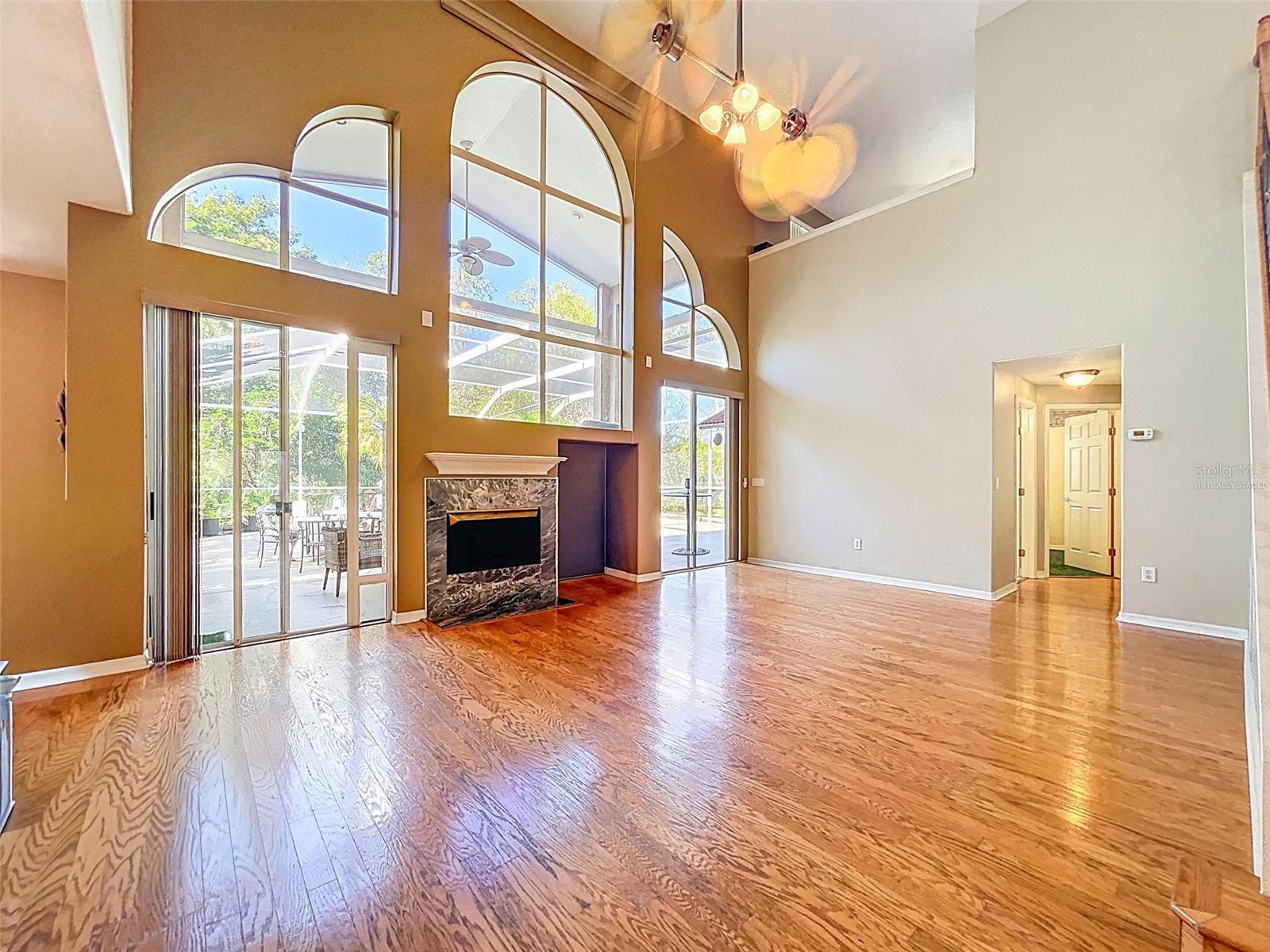 Virtually Staged / Decluttered