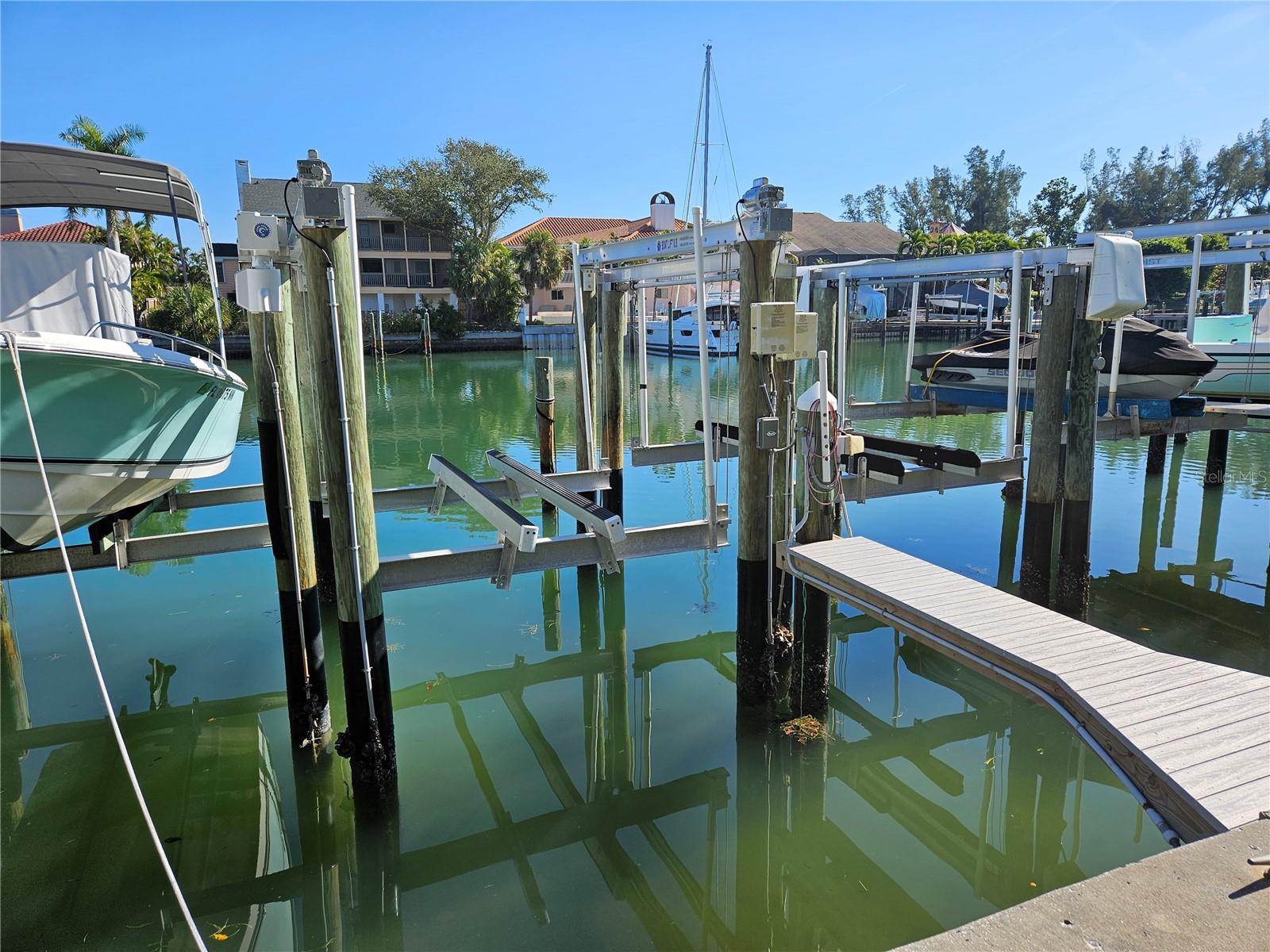 Slip #7 with 10k lb. Boat Lift
