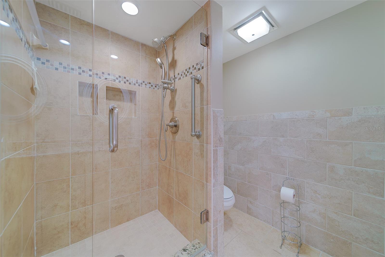Gorgeous Shower with insert shelving