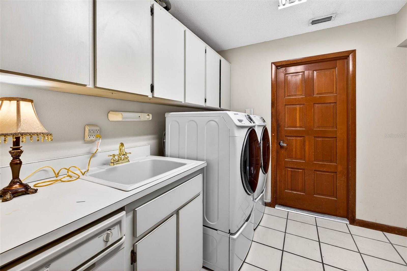 oversized laundry room