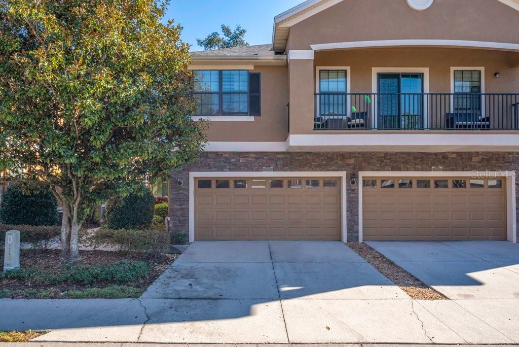 3 BEDS / 2.5 BATHS / 2 CAR GARAGE