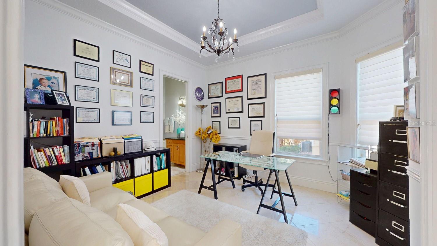 Bedroom 1 2nd Floor with En-suite bathroom